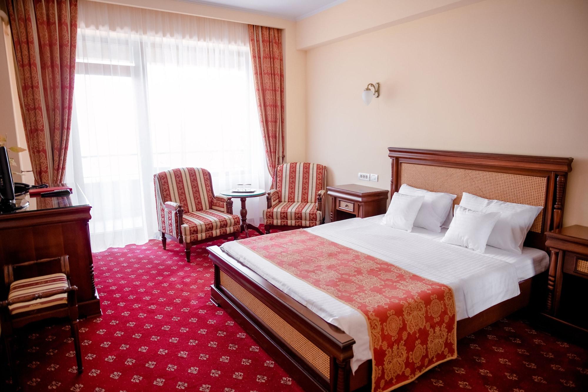 Richmond Hotel Mamaia Exterior photo